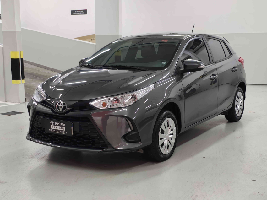 toyota yaris 1.5 16v flex xl multidrive 4p automatico 2025