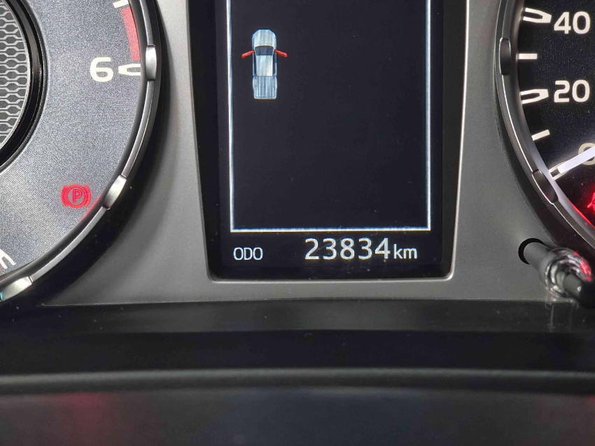 toyota hilux 2.8 d-4d turbo diesel cd srx plus 4x4 automatico 4p 2024