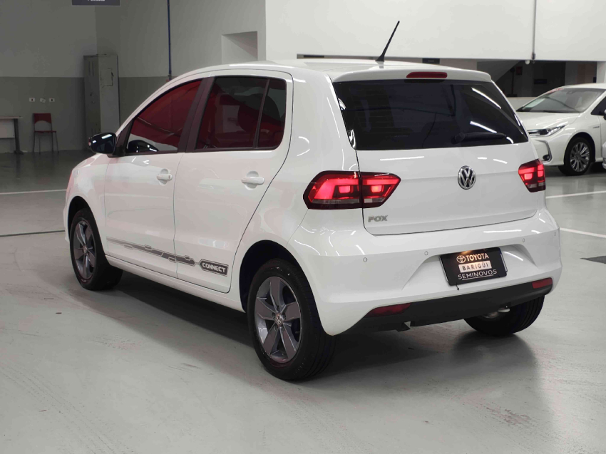 volkswagen fox 1.6 msi total flex connect 4p manual 2022