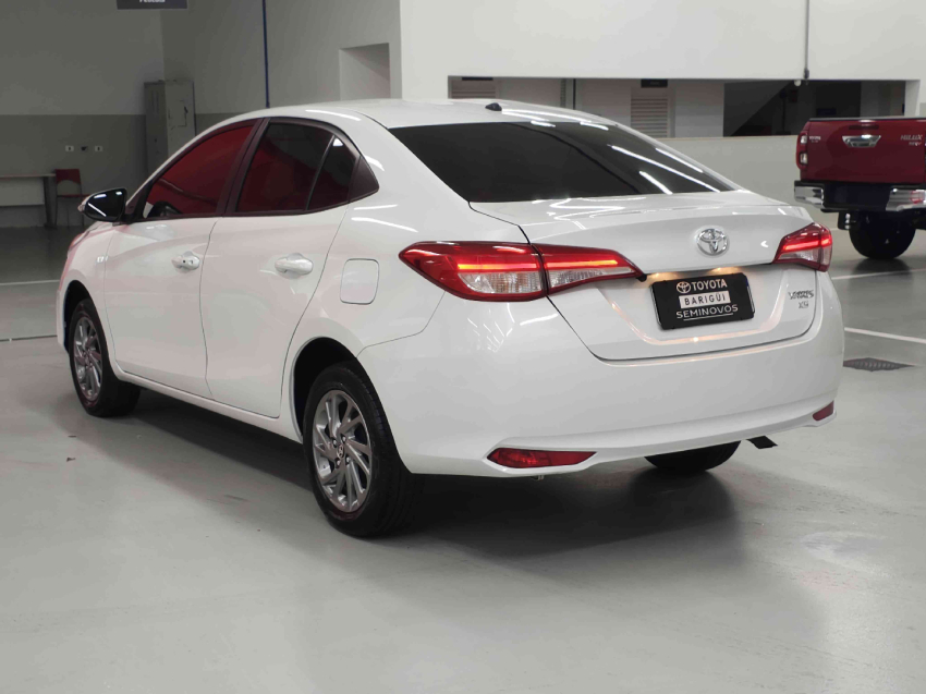 toyota yaris 1.5 16v flex sedan xs multidrive 4p automatico 2025