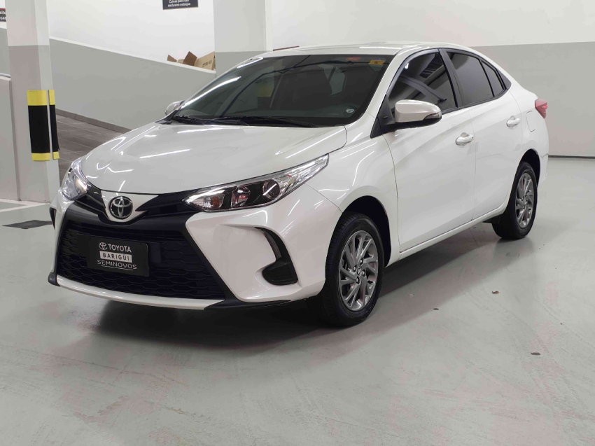 toyota yaris 1.5 16v flex sedan xs multidrive 4p automatico 2025