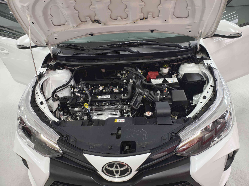 toyota yaris 1.5 16v flex sedan xs multidrive 4p automatico 2025