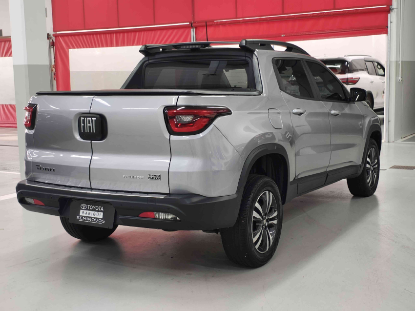 fiat toro 1.3 turbo 270 flex freedom at6 4p automatico 2024