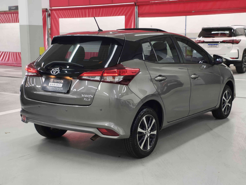 toyota yaris 1.5 16v flex xls multidrive 4p automatico 2020