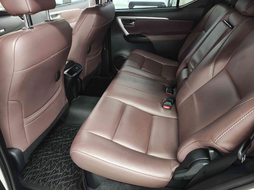 toyota hilux sw4 2.7 sr 4x2 16v flex 4p automatico 20208