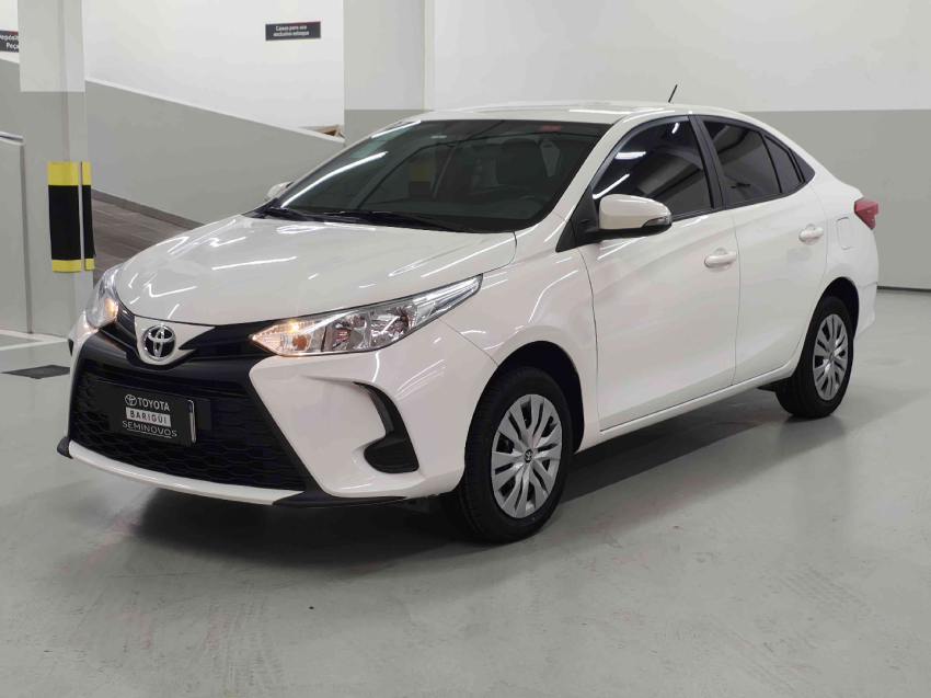 toyota yaris 1.5 16v flex sedan xl live multidrive 4p automatico 20232