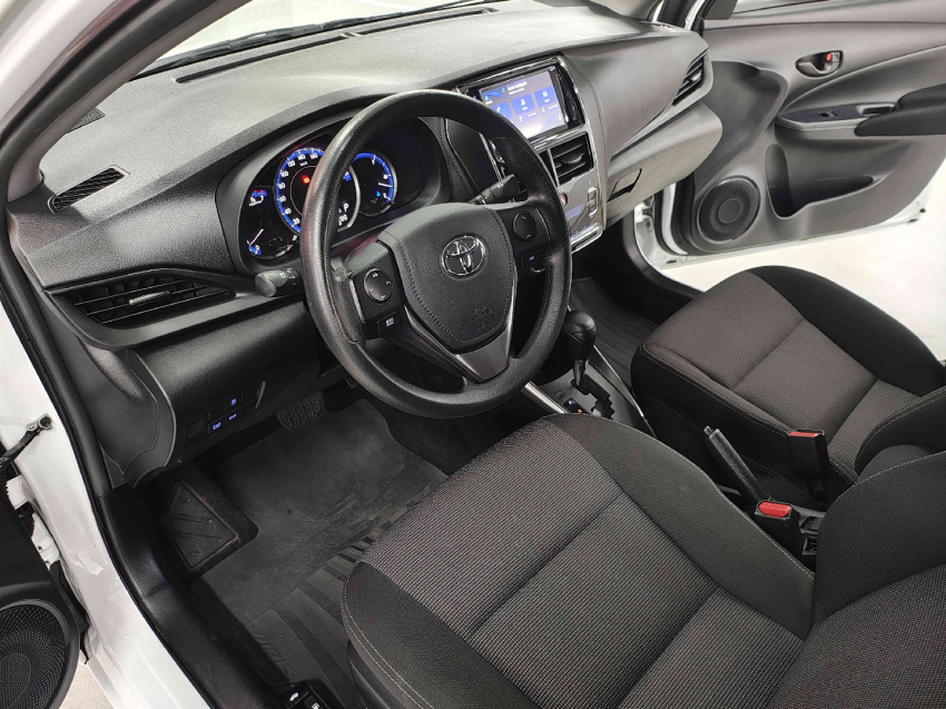 toyota yaris 1.5 16v flex sedan xl live multidrive 4p automatico 20239