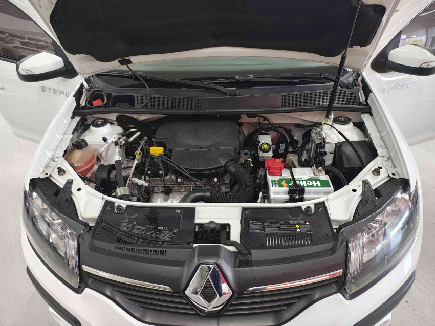 renault sandero 1.6 stepway 8v flex 4p automatizado semiautomatico 201611