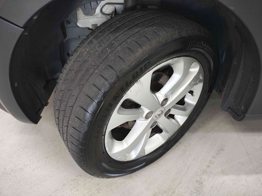 renault sandero 1.6 stepway 8v flex 4p automatizado semiautomatico 201612