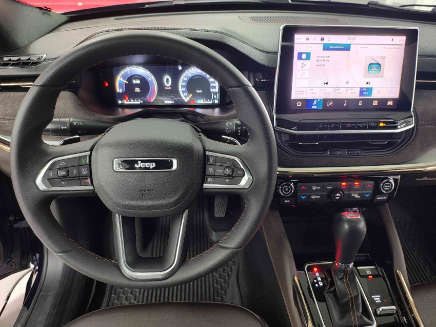 jeep commander 2.0 td380 turbo diesel overland at9 4p automatico 20228