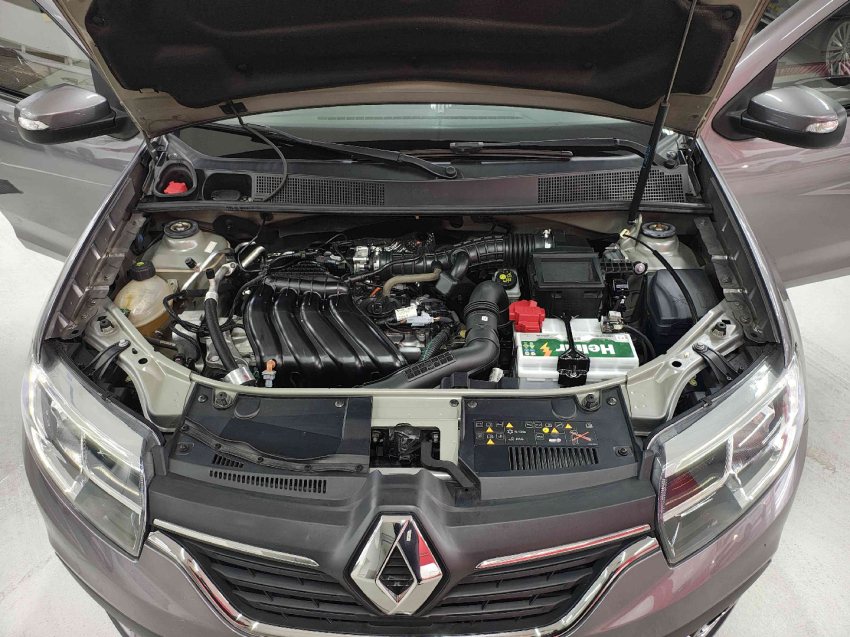 renault sandero 1.6 16v sce flex intense x-tronic 4p automatico 202011