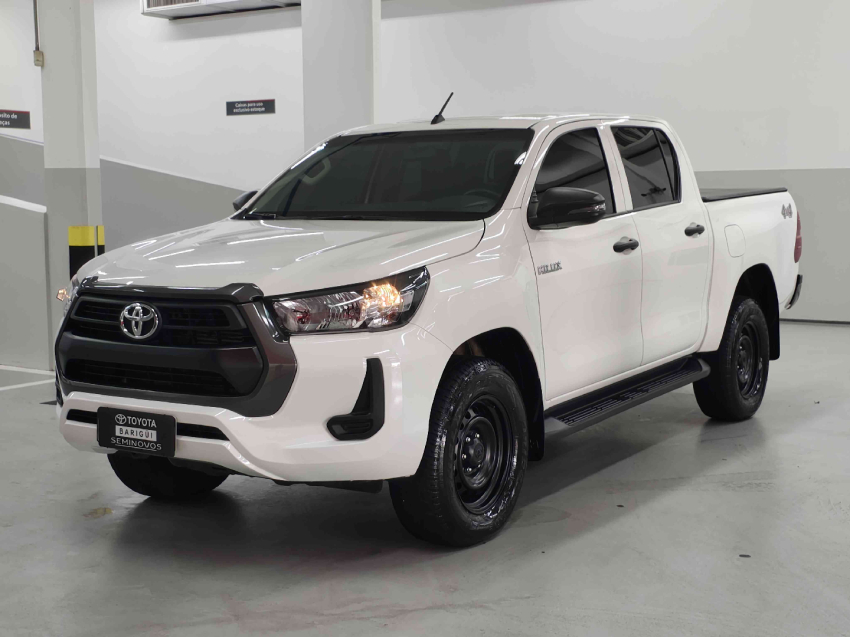 toyota hilux 2.8 d-4d turbo diesel cd power pack 4x4 automatica 4p automatico 20242