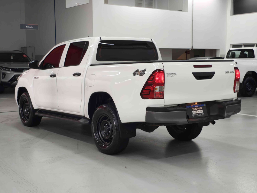 toyota hilux 2.8 d-4d turbo diesel cd power pack 4x4 automatica 4p automatico 20243