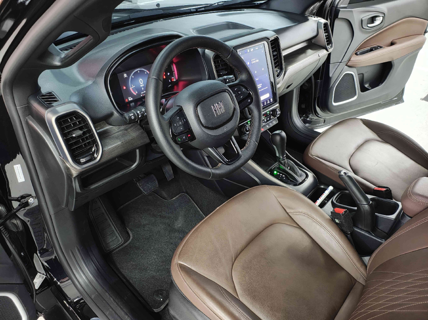 fiat toro 2.0 16v turbo diesel ranch 4wd at9 4p automatico 20256