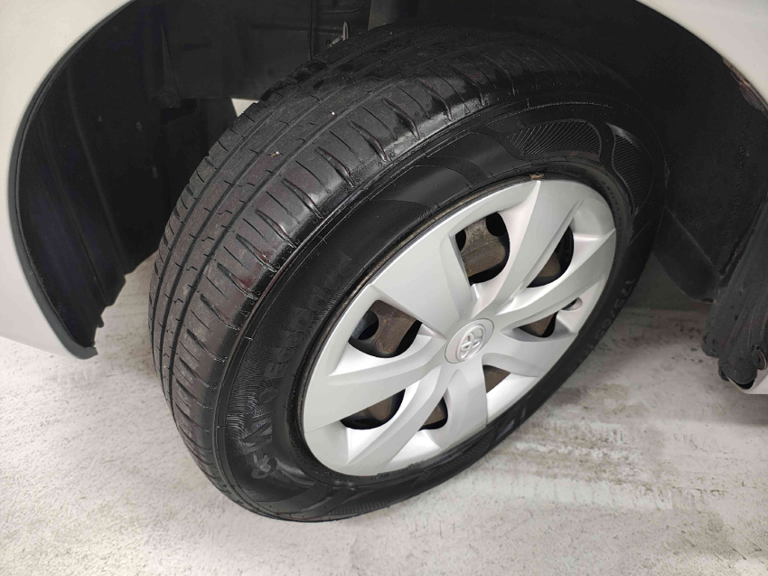 toyota etios 1.3 x 16v flex 4p manual 201412