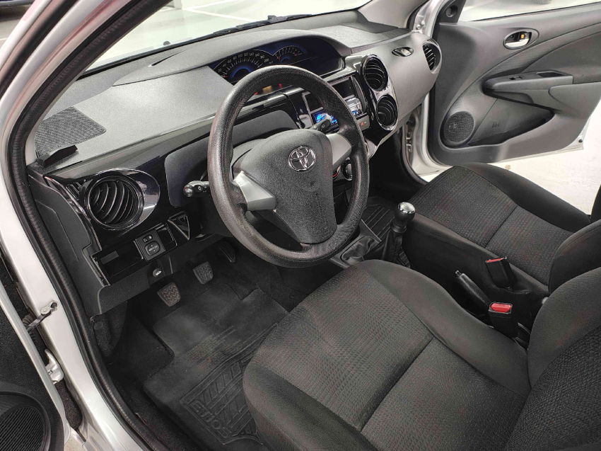 toyota etios 1.3 x 16v flex 4p manual 20148