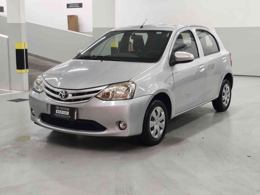 toyota etios 1.3 x 16v flex 4p manual 20142