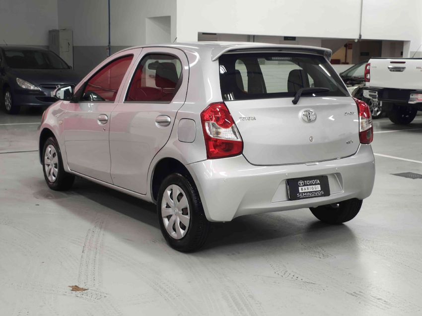 toyota etios 1.3 x 16v flex 4p manual 20143