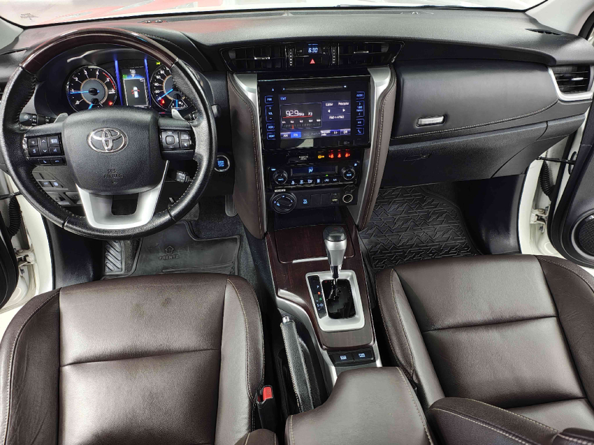 toyota hilux sw4 2.8 srx 4x4 16v turbo intercooler diesel 4p automatico 20199