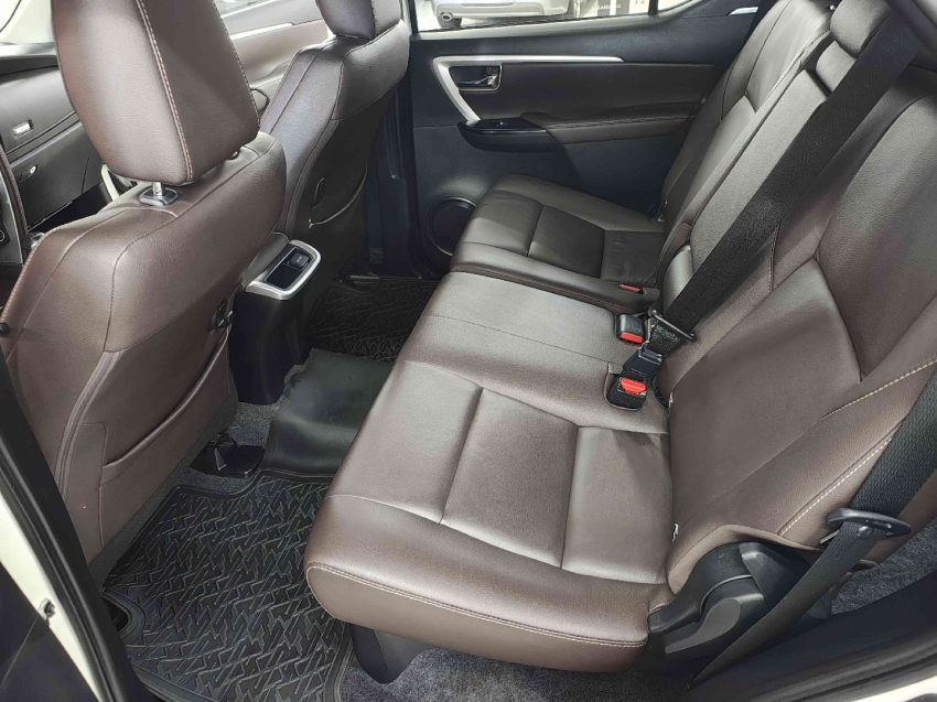 toyota hilux sw4 2.8 srx 4x4 16v turbo intercooler diesel 4p automatico 20197