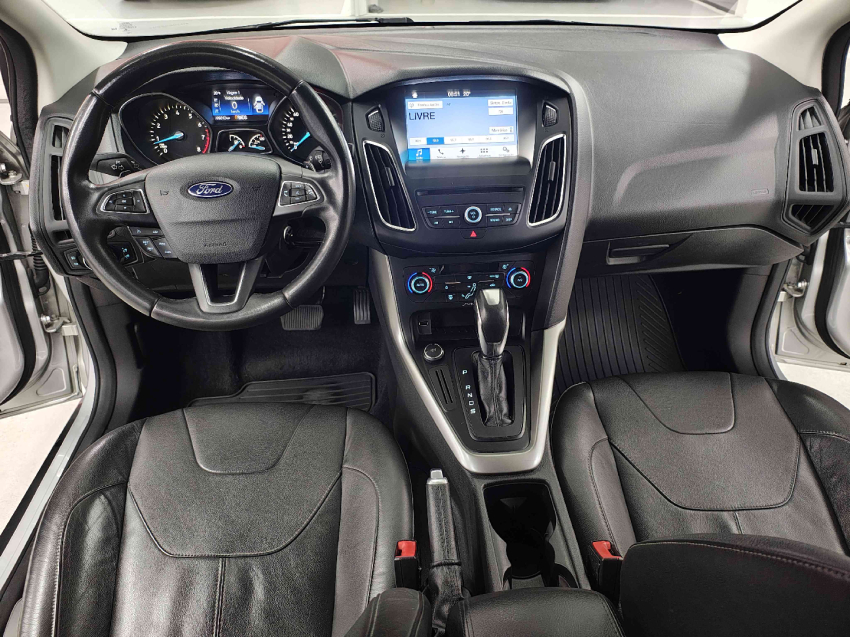 ford focus 2.0 se fastback 16v flex 4p powershift semiautomatico 201710