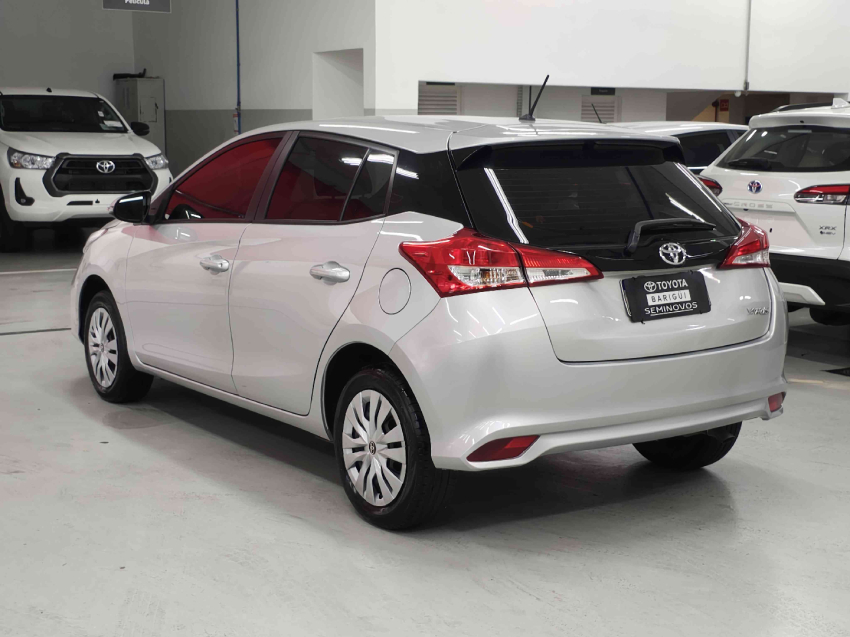 toyota yaris 1.5 16v flex xl multidrive 4p automatico 20253