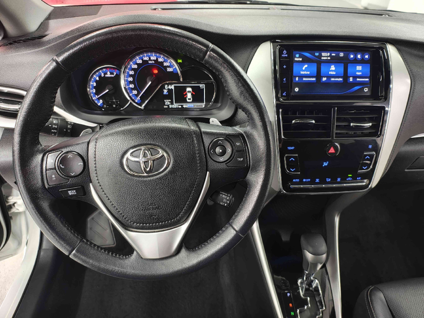 toyota yaris 1.5 16v flex sedan xls connect multidrive 4p automatico 20208