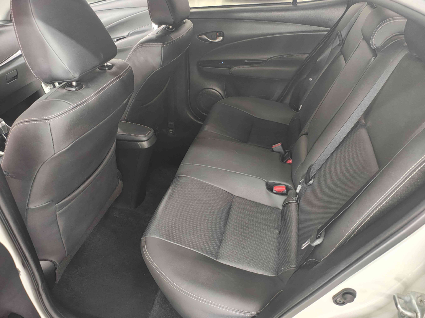 toyota yaris 1.5 16v flex sedan xls connect multidrive 4p automatico 20209