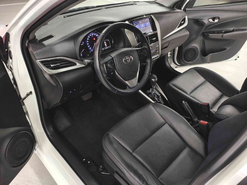 toyota yaris 1.5 16v flex sedan xls connect multidrive 4p automatico 202010