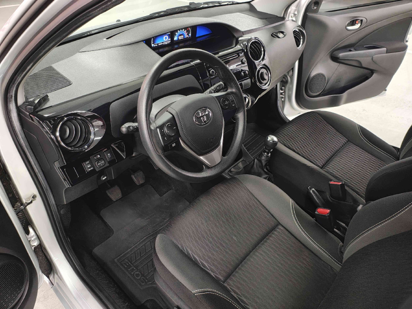 toyota etios 1.5 x plus 16v flex 4p manual 201910