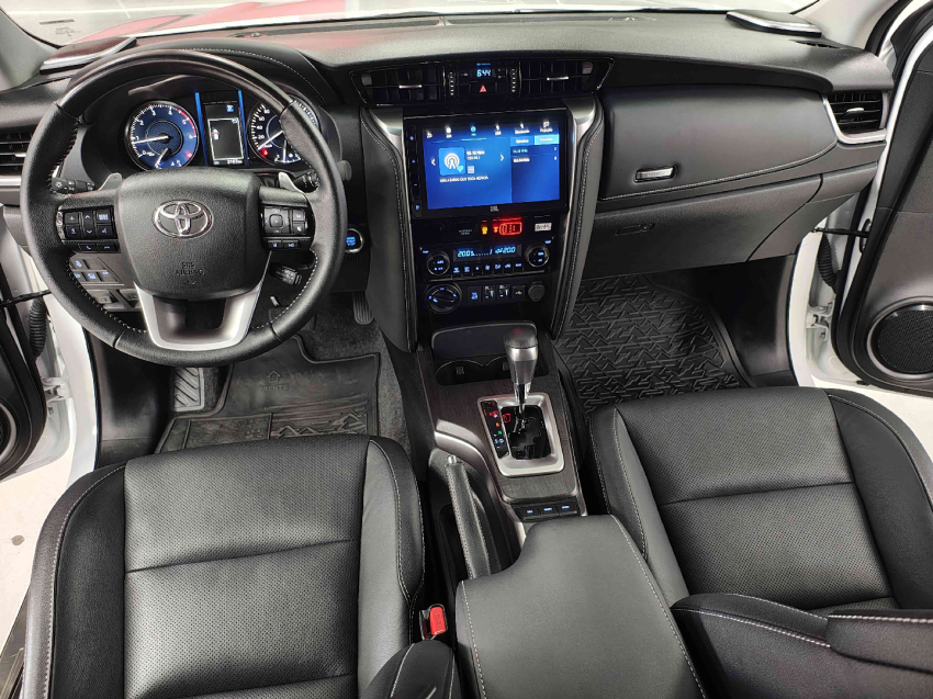 toyota hilux sw4 2.8 d-4d turbo diesel srx platinum 7l 4x4 automatico 4p 20249