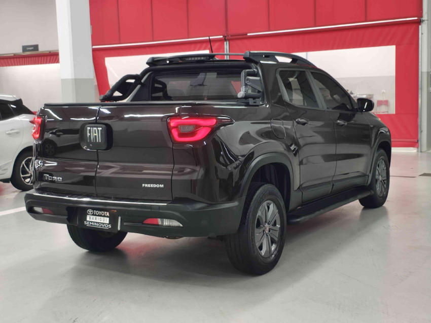 fiat toro 1.8 16v evo flex freedom at6 4p automatico 20205