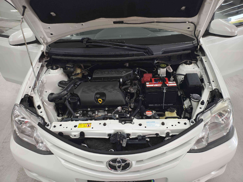 toyota etios 1.3 x 16v flex 4p manual 201611