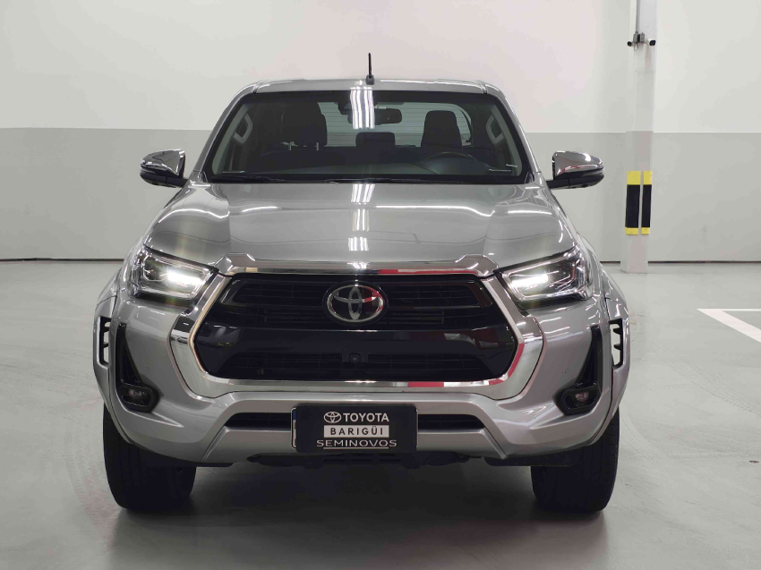 toyota hilux 2.8 d-4d turbo diesel cd srx plus 4x4 automatico 4p 20241