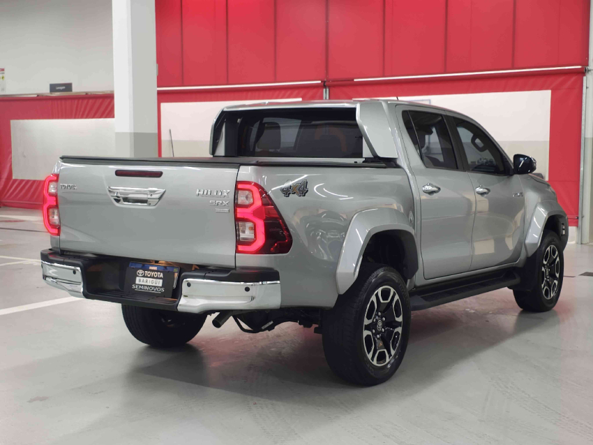 toyota hilux 2.8 d-4d turbo diesel cd srx plus 4x4 automatico 4p 20245