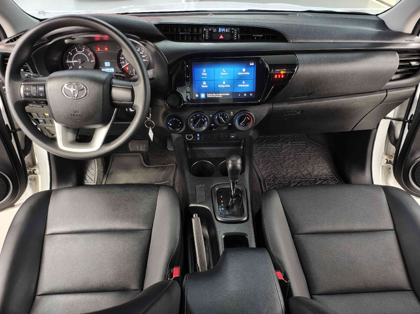 toyota hilux 2.8 d-4d turbo diesel cd power pack 4x4 automatica 4p automatico 202411