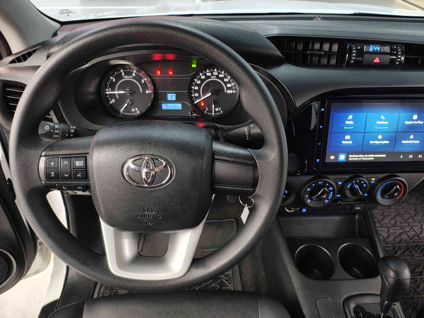 toyota hilux 2.8 d-4d turbo diesel cd power pack 4x4 automatica 4p automatico 20249