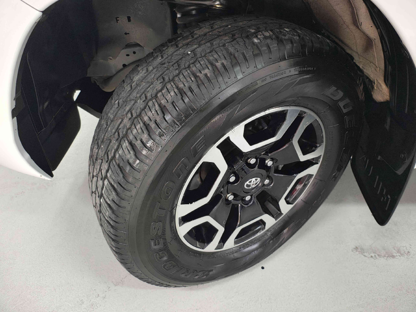 toyota hilux 2.8 d-4d turbo diesel cd power pack 4x4 automatica 4p automatico 202413