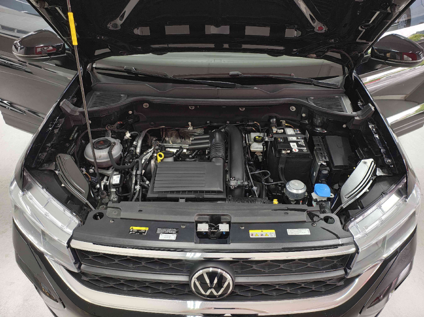 volkswagen taos 1.4 250 tsi total flex comfortline automatico 4p 202211