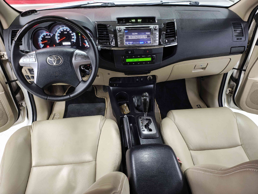 toyota hilux sw4 3.0 srv 4x4 7 lugares 16v turbo intercooler diesel 4p automatico 20149