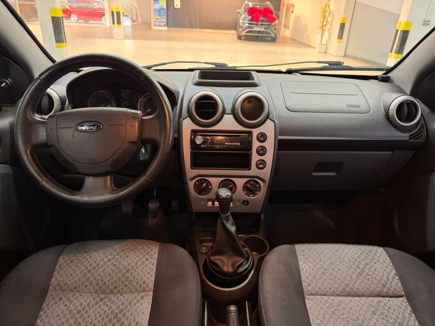 ford fiesta 1.6 mpi class hatch 8v flex 4p manual 20127