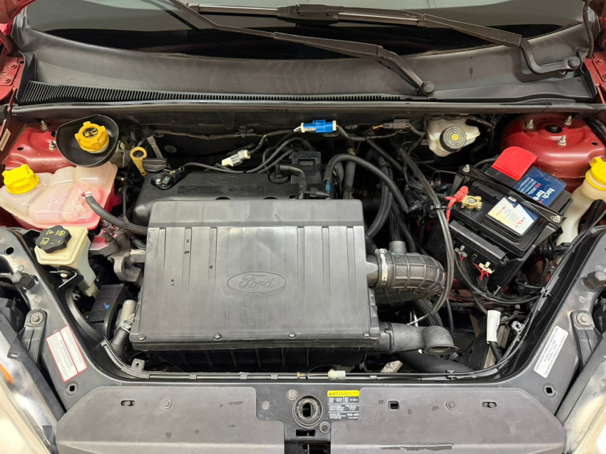 ford fiesta 1.6 mpi class hatch 8v flex 4p manual 20129