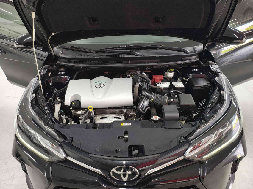 yaris hatch xls 1.5 cvt  flex automatico 2022/2312