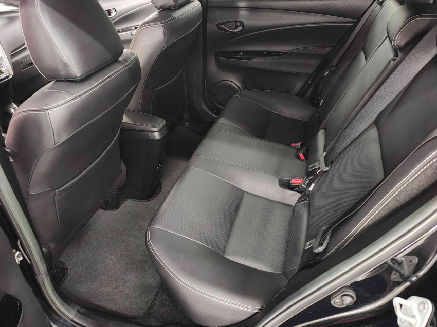 yaris hatch xls 1.5 cvt  flex automatico 2022/2310