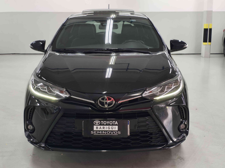 yaris hatch xls 1.5 cvt  flex automatico 2022/231