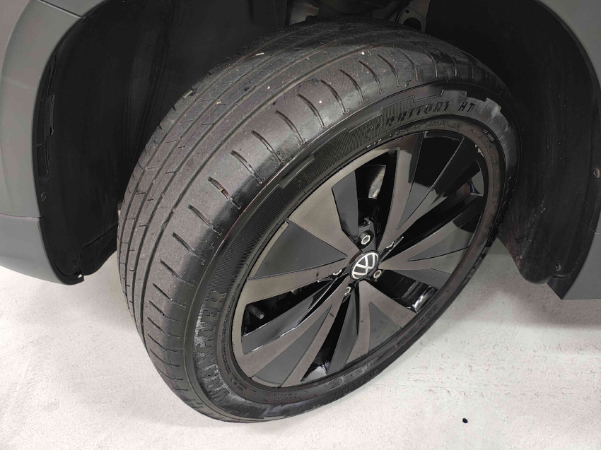 volkswagen taos 1.4 250 tsi total flex highline automatico 4p 202213