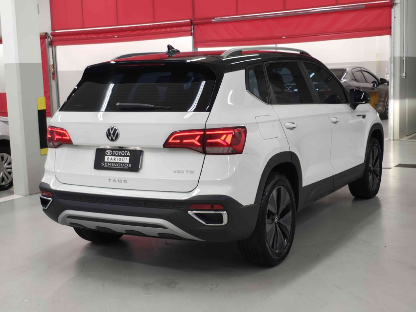 volkswagen taos 1.4 250 tsi total flex highline automatico 4p 20225