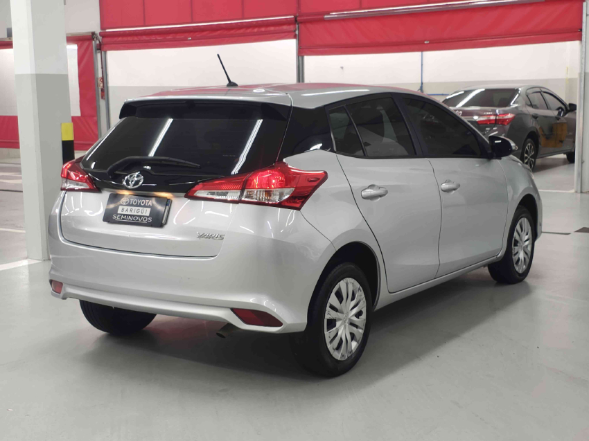 toyota yaris 1.5 16v flex sedan xl multidrive 4p automatico 20255