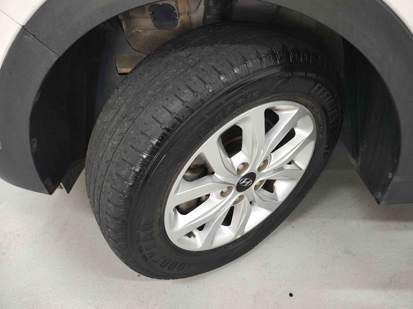 hyundai creta 1.6 16v flex action automatico 4p 202112