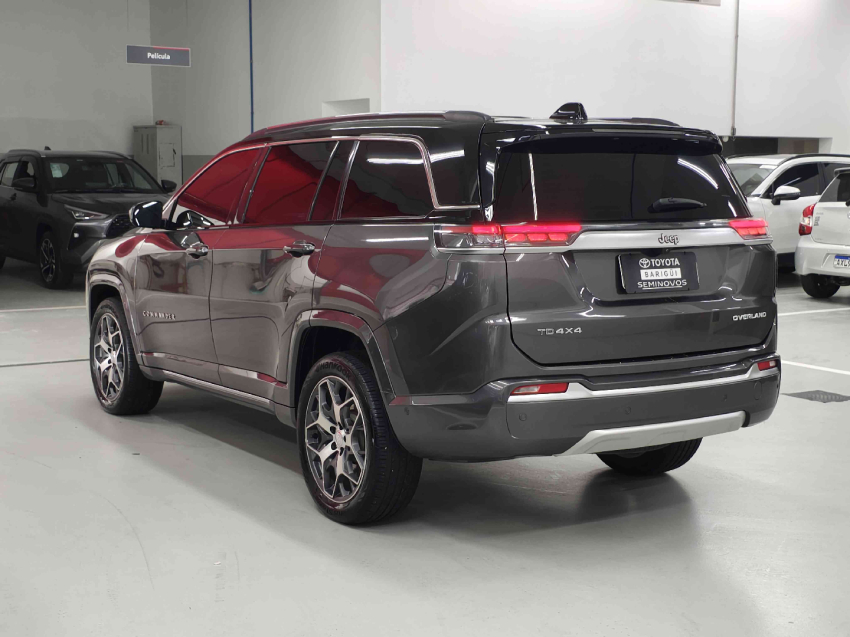 jeep commander 2.0 td380 turbo diesel overland at9 4p automatico 20223